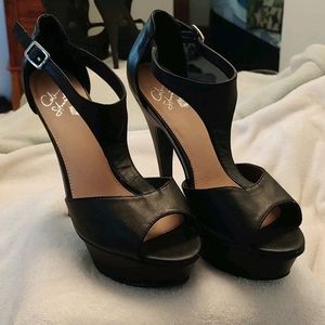 Victoria's Secret T Strap heels